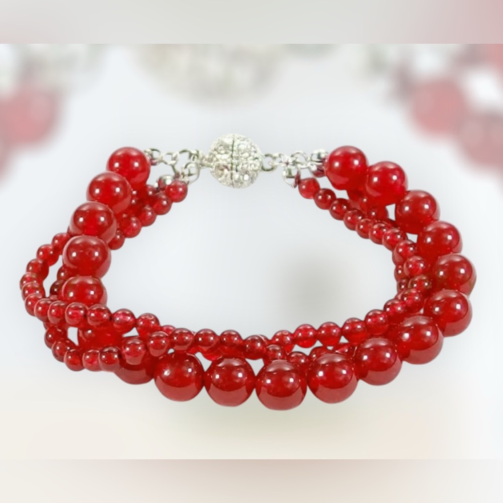 RED JADE 3 STRING BRACELET